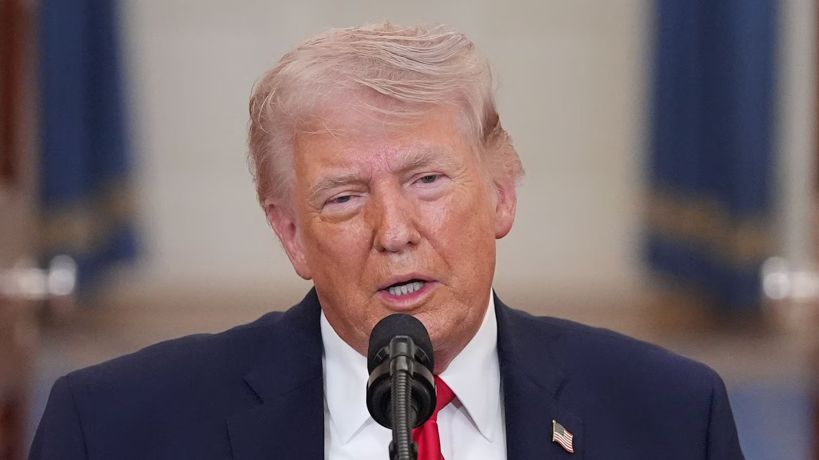 Trump to hold news conference on airman rescue as his deadline for Iran looms