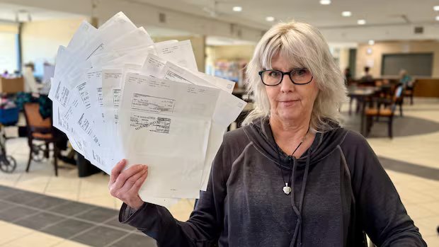 Winnipeg woman slams bank’s decision not to refund her after ‘dumbfounding’ scam