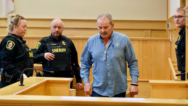 Dean Penney’s mother pointed to another suspect 1 day after Jennifer Hillier-Penney disappeared