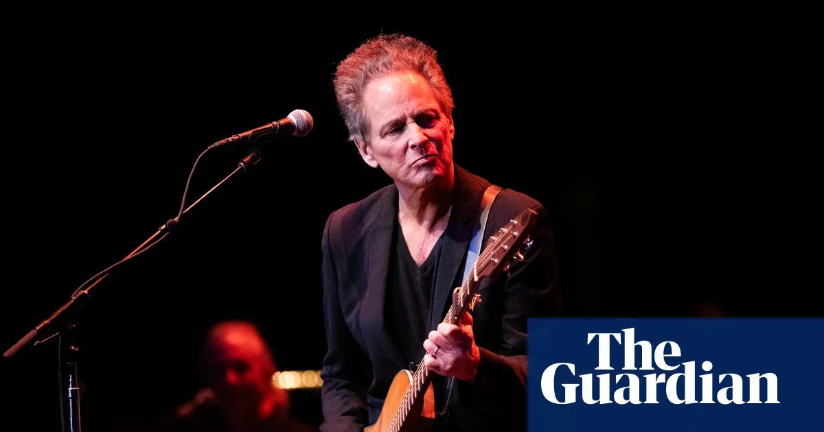 Woman arrested for allegedly stalking Fleetwood Mac’s Lindsey Buckingham | Fleetwood Mac