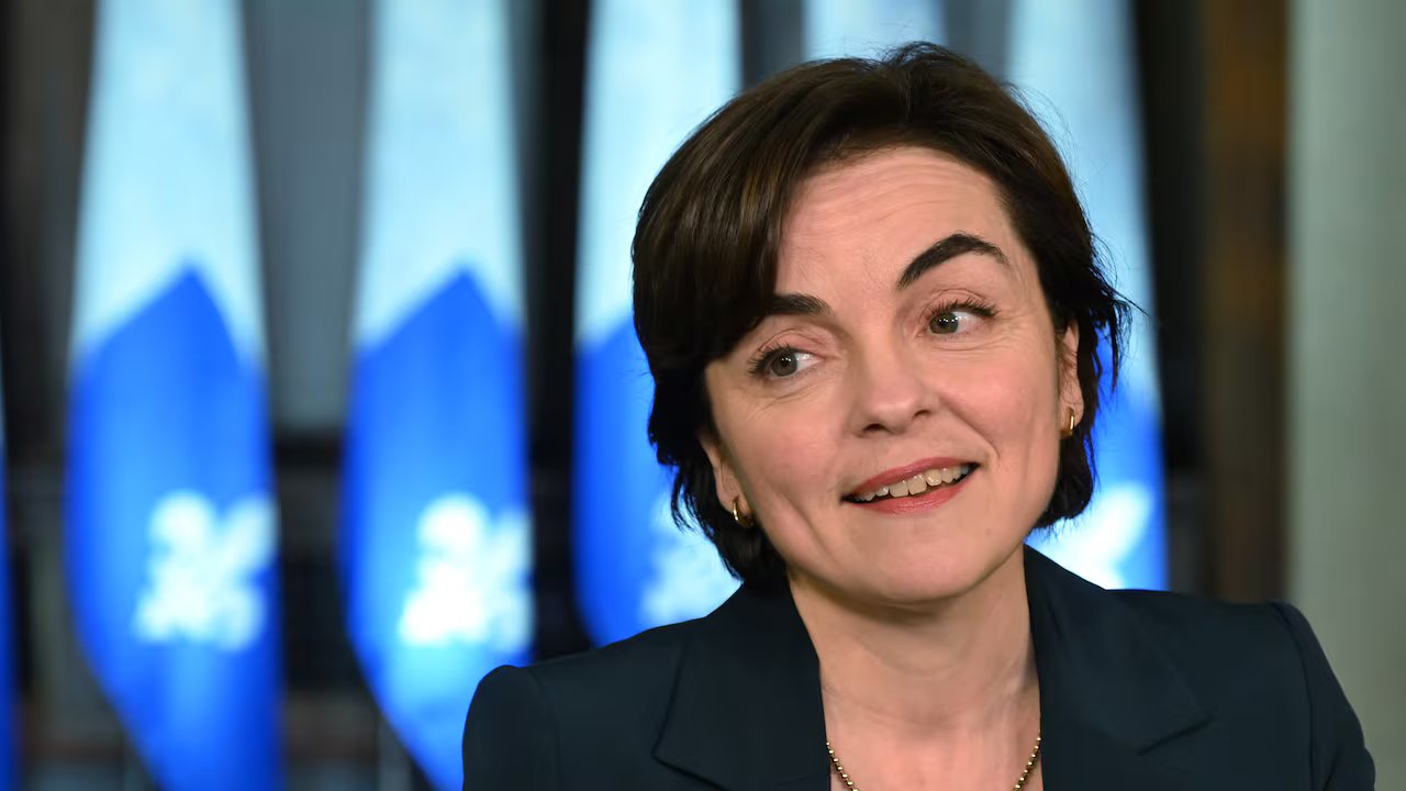 Quebec’s next premier outlines priorities during 1st day on the job
