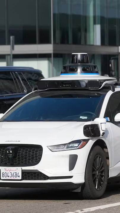 Waymo taking steps to bring robotaxis to Toronto
