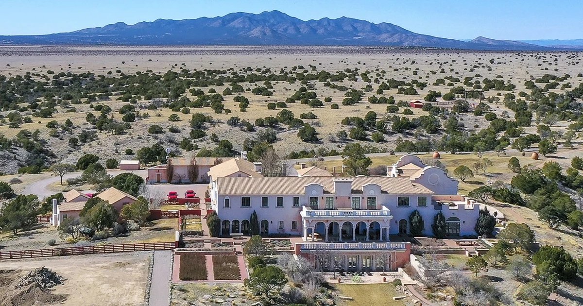 New Search for Answers at Jeffrey Epstein’s New Mexico Ranch