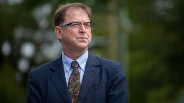 B.C. energy minister says northern route for proposed oil pipeline not realistic