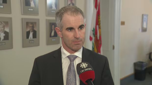 Sidney MacEwen resigns from P.E.I. cabinet amid conflict over lobster fishing licence