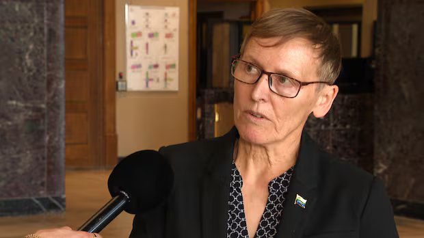 ‘Sue me’: Lela Evans ‘can’t accept’ being health minister if medical transport delays continue