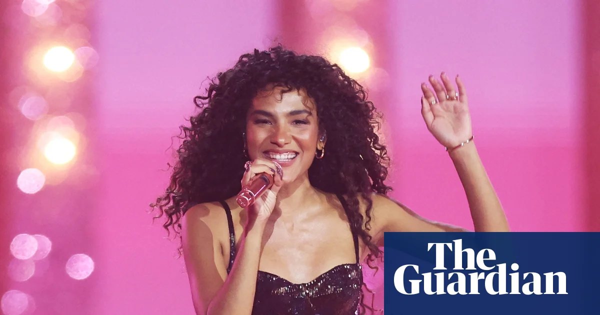 Starmer urged to bring in ticket-touting ban as resellers target Big Weekend | Ticket prices