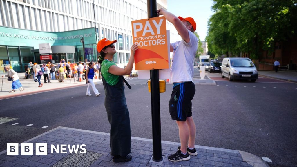 Union and government to restart talks on ending doctor dispute