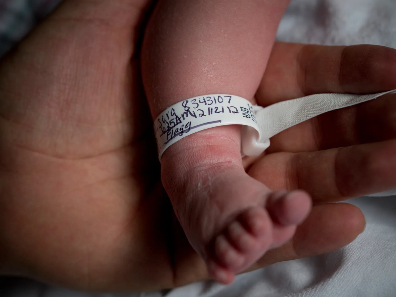 US fertility rate drops to all-time low, continuing a two-decade decline | Health News