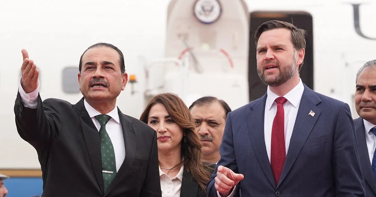 Vance and envoy arrive in Pakistan for talks with Iran