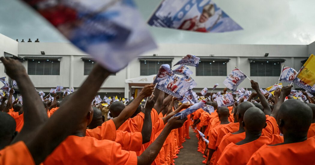 Pope Leo, Visiting African Prison, Urges Inmates to Find Hope Amid Despair