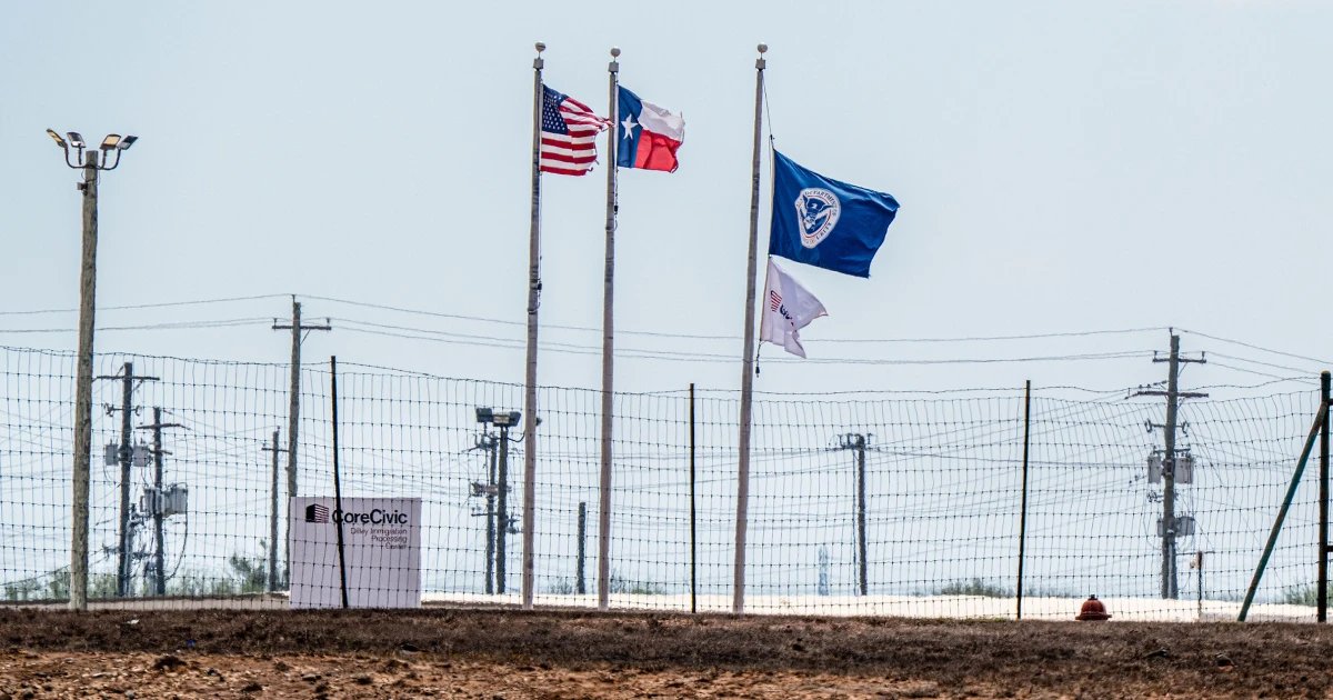 Mom of 5 in immigration detention in Texas taken to ER, sparking urgent calls for her release