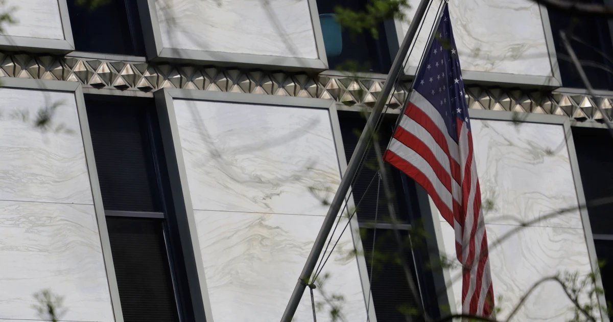 2 U.S. Embassy staffers, 2 Mexican law enforcement officials die in accident in Chihuahua