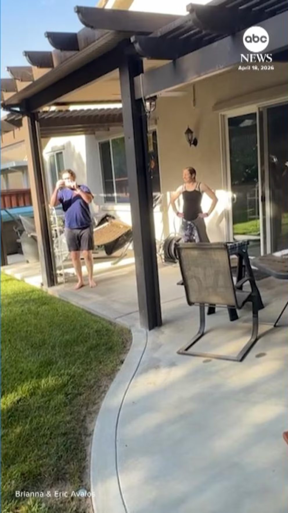 WATCH:  Hot air balloon makes surprise landing in SoCal back yard