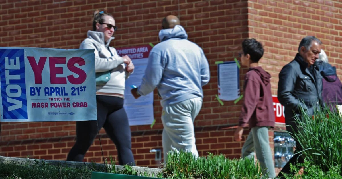 Democrats score midterm boost and Los Angeles limits students’ screen time: Morning Rundown
