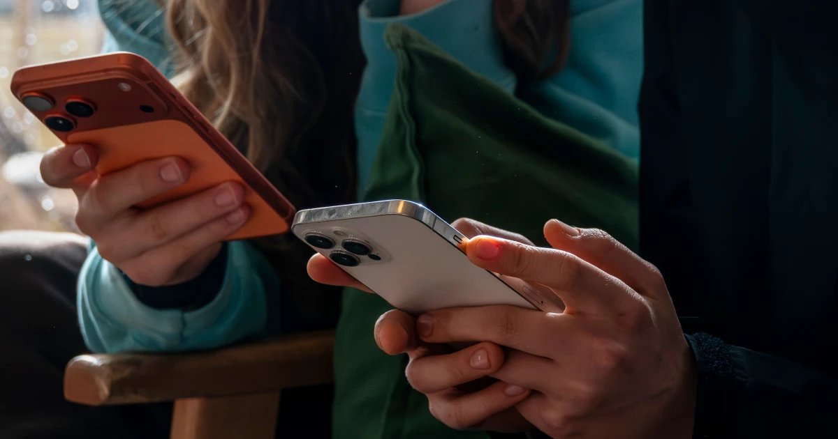 Discomfort with modern technology shapes Gen Z’s desire to live in the past