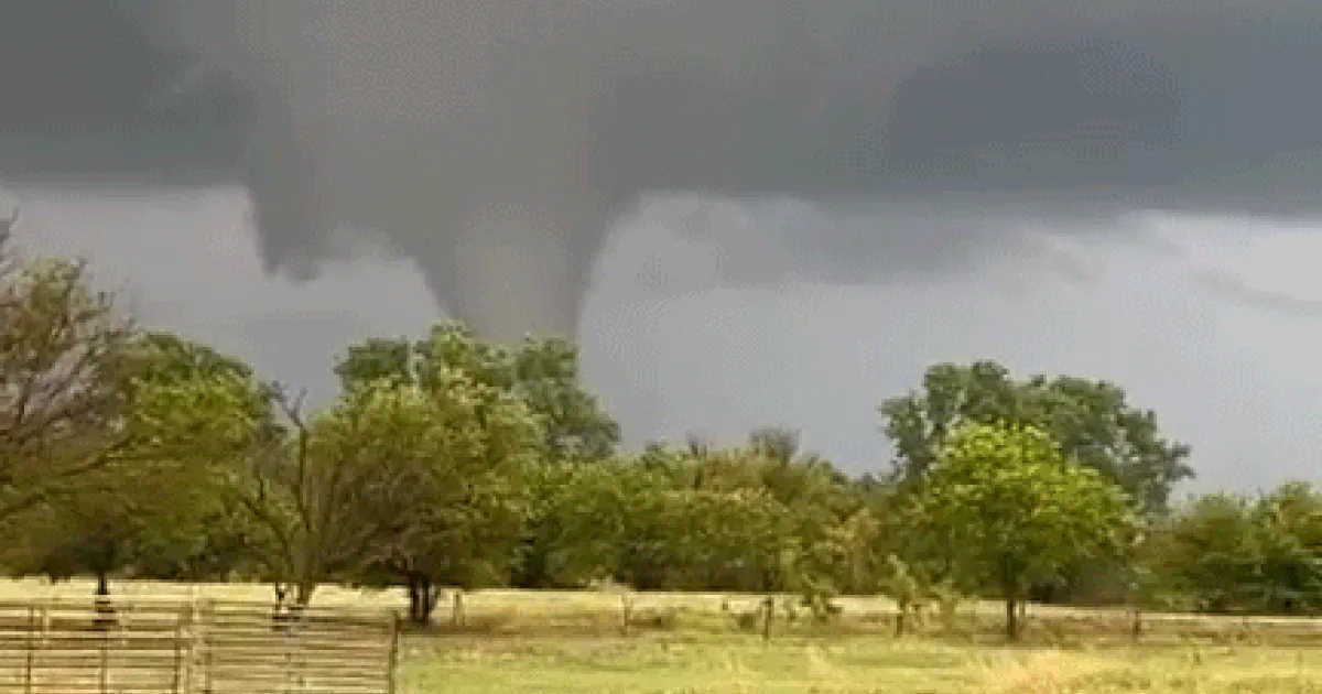 Tornado hits city in Oklahoma amid severe weather outbreak