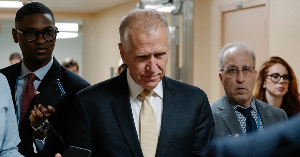 Tillis Prepared to Advance Fed Nominee after Justice Dropped Probe