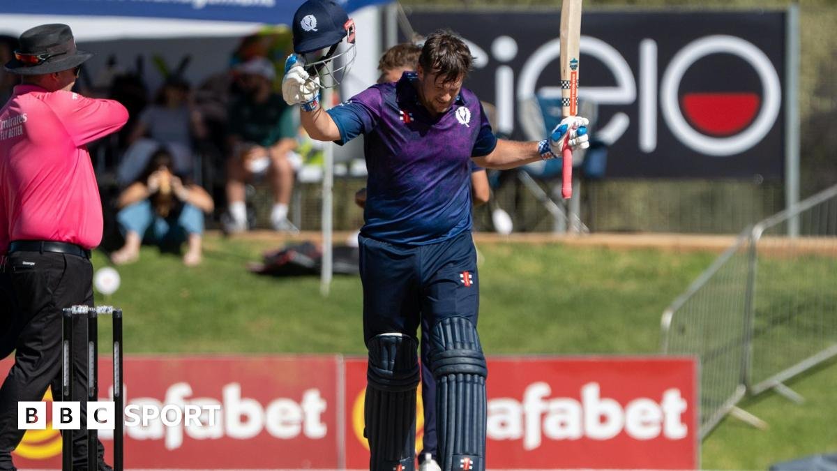 Namibia hit last-ball six to beat Scotland after George Munsey hundred