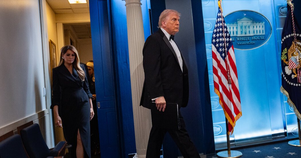 Live Updates: Investigators Search for Motive in Shooting at Washington Dinner