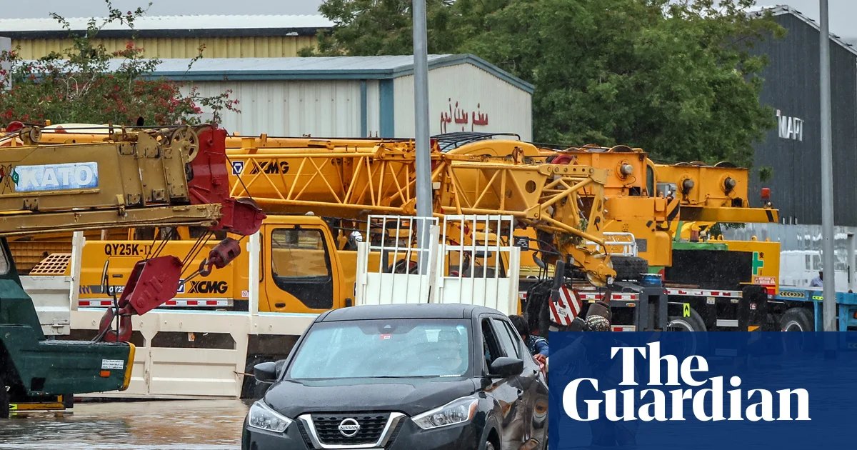 Weather tracker: Thunderstorms drench UAE and Saudi Arabia | Environment