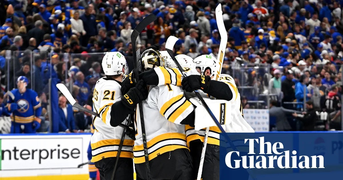 Thousands of US hockey fans sing Canadian anthem amid tensions between neighbor countries | Canada