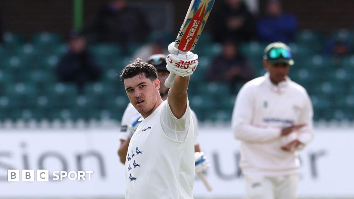 County Championship: Sussex’s Tom Clark hits ton at Leicestershire