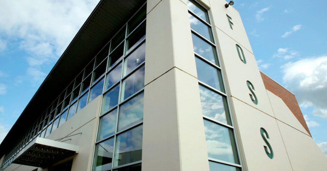 6 Are Injured in Stabbing at a High School in Washington State