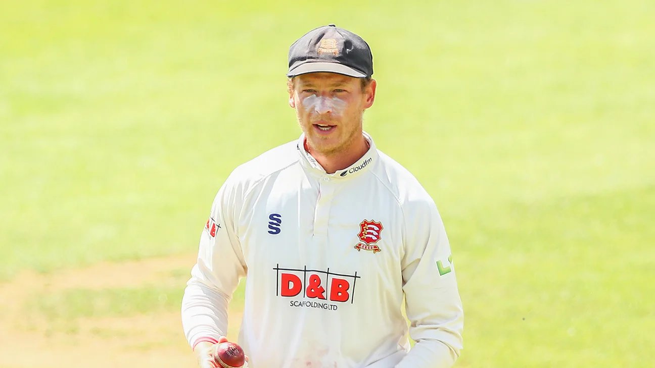 Thain becomes county cricket’s first injury substitute after Essex captain Westley breaks finger
