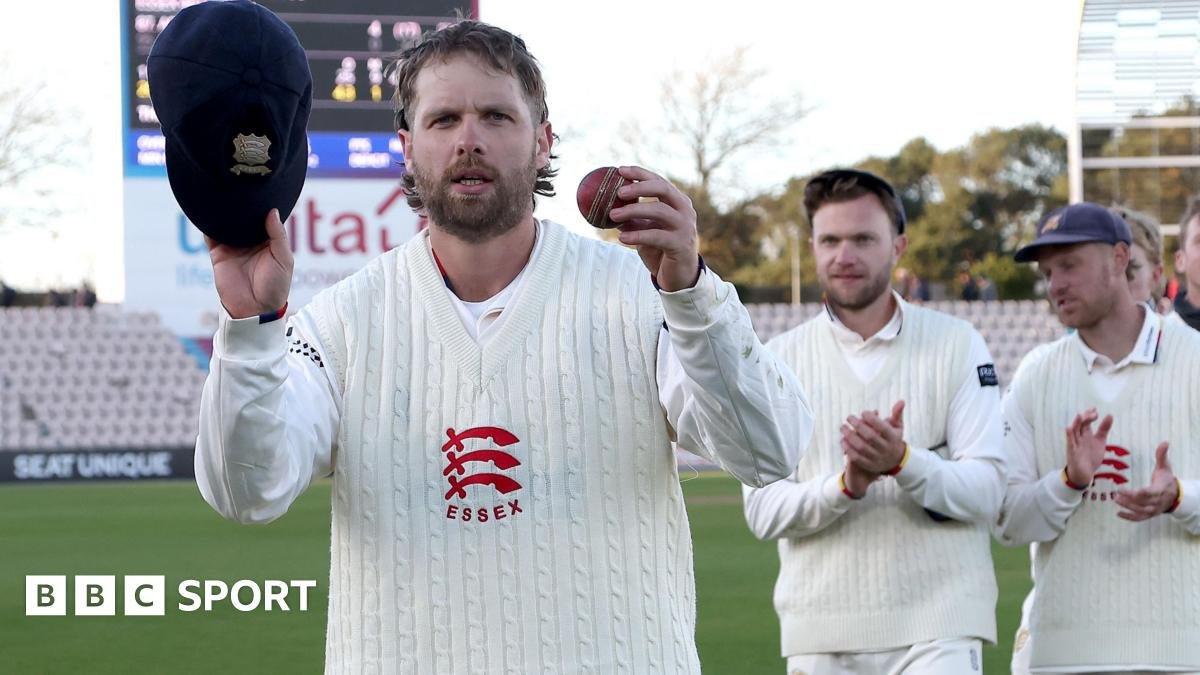 County Championship: Essex wrap up innings victory at Hampshire