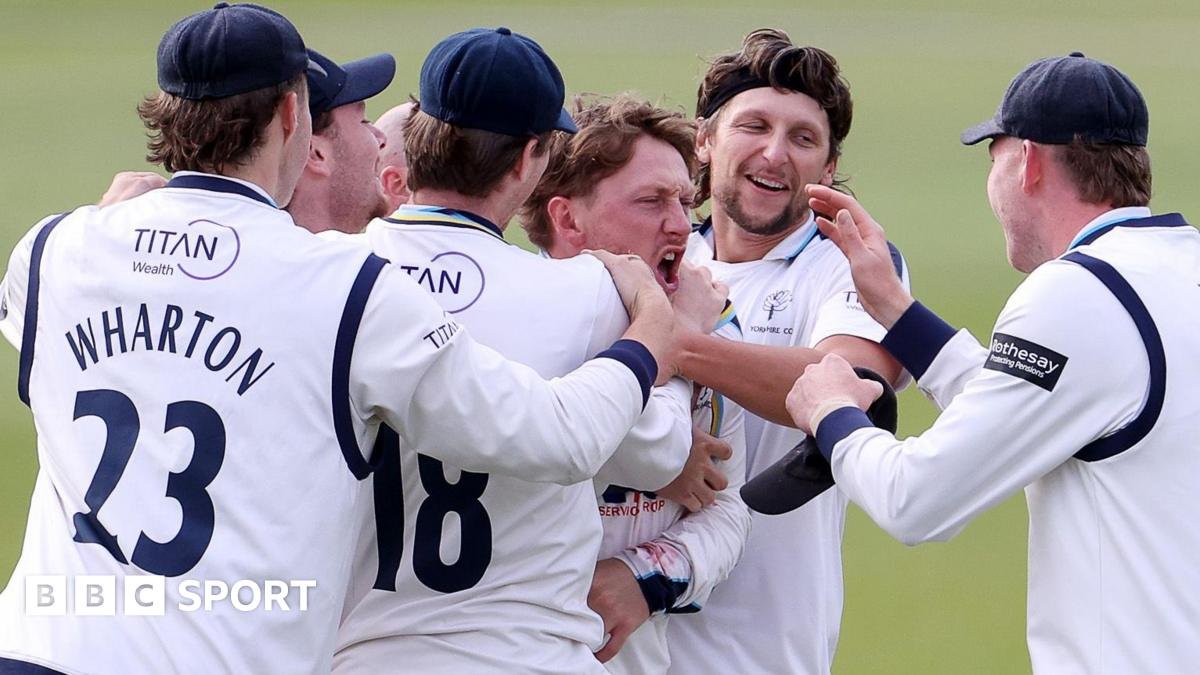 County Championship: Jack White puts Yorkshire in charge before Glamorgan fight back