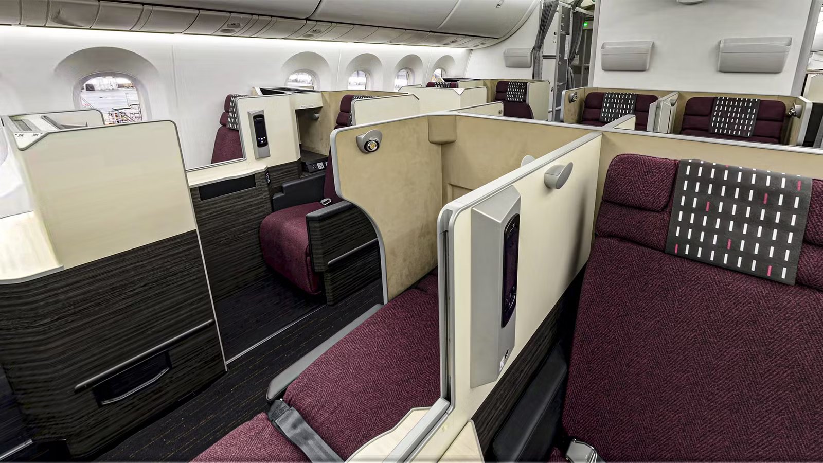 5 Airlines With The World’s Best Business Class Seats For Transpacific Flights