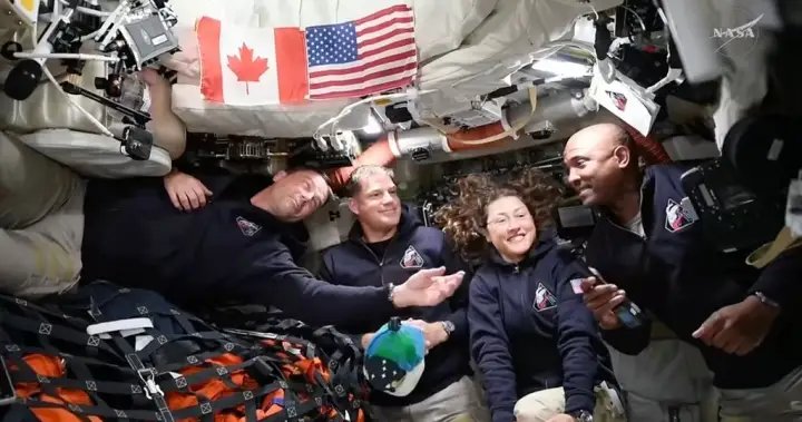 Artemis astronauts take more final frontier questions from Canadian kids – National