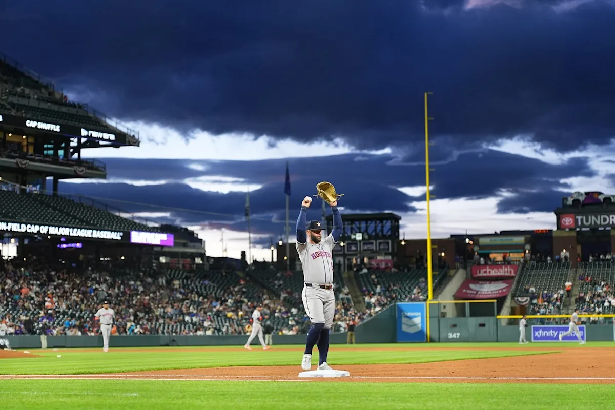 Drone sightings in restricted airspace at Colorado Rockies games prompts warning from authorities