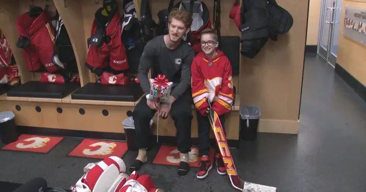 ‘He turns size into motivation’: Calgary Flames goalie inspires young fan to dream big – Calgary