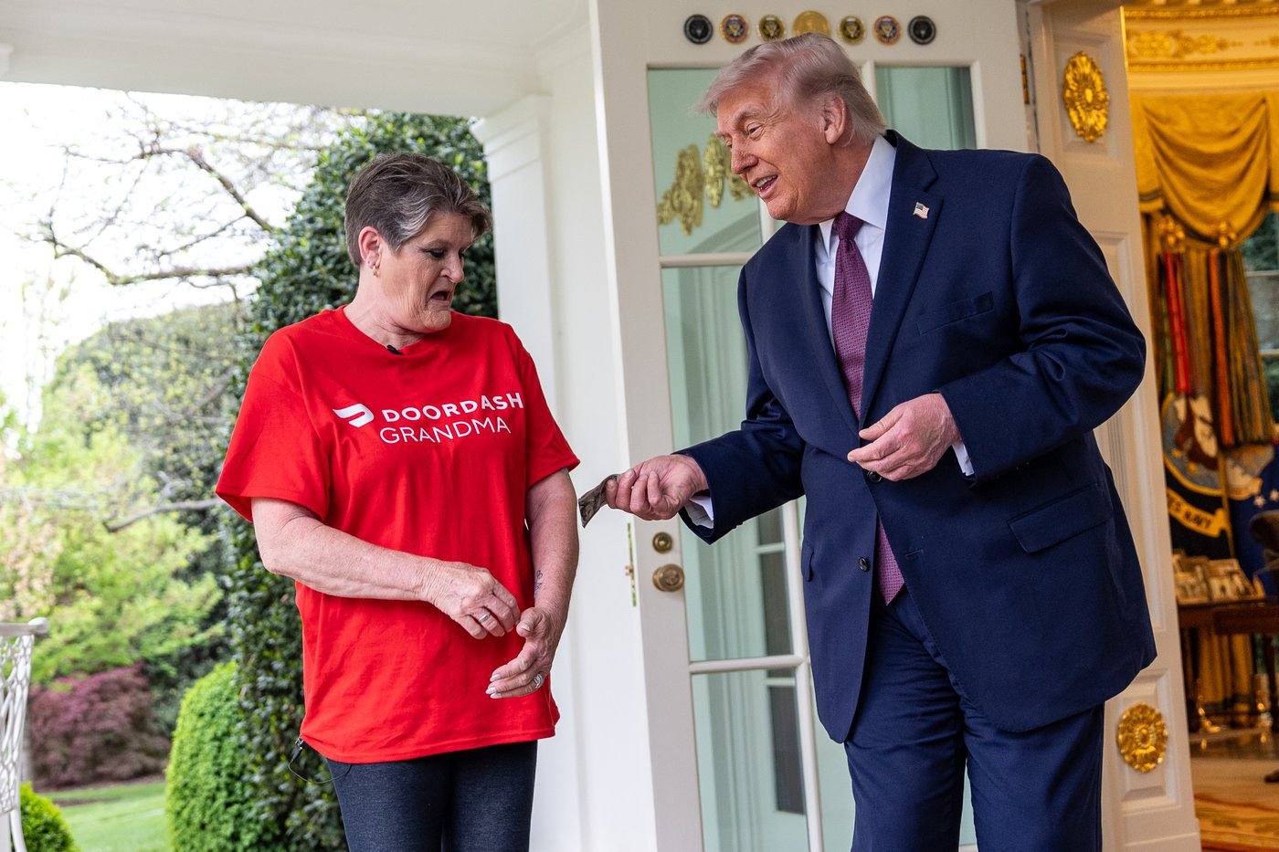 Trump tips DoorDash driver $100 for delivering McDonald’s to Oval Office