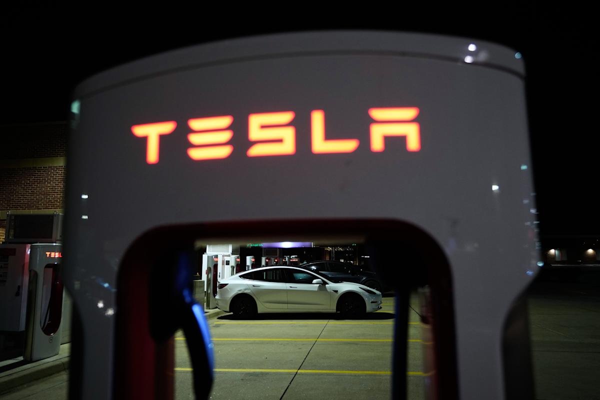 Magnificent 7 stocks are splitting again: Chart of the Day