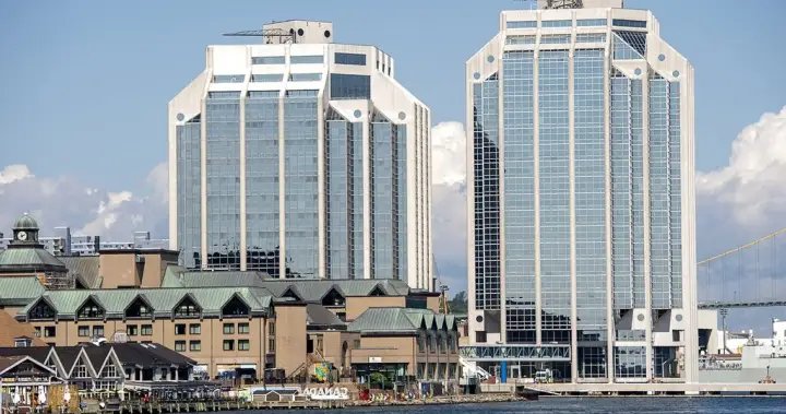 More than 30 per cent of Nova Scotia employees in precarious jobs: study – Halifax