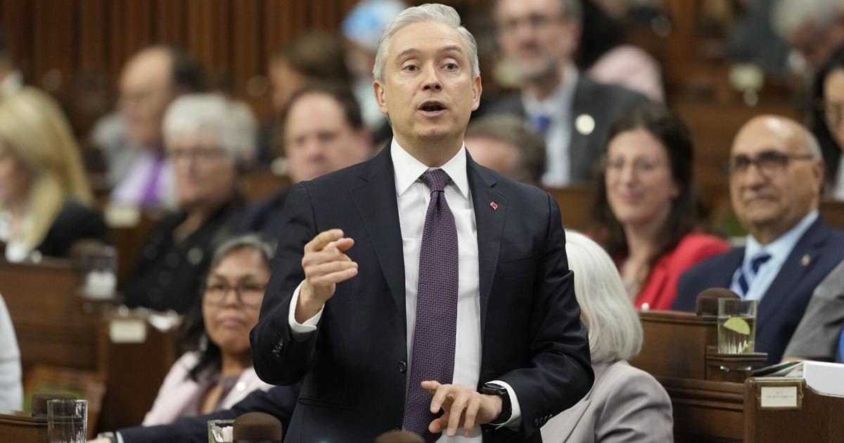 Carney government to reveal economic statement on April 28