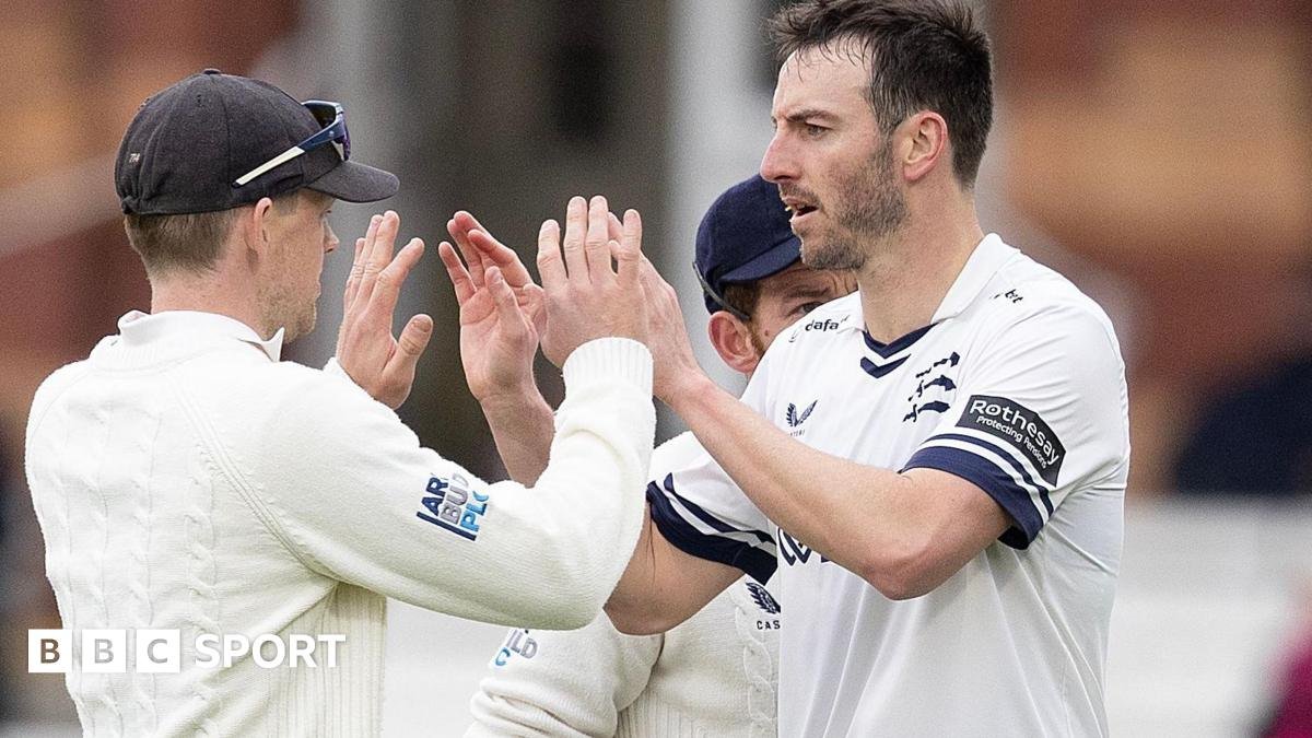 County Championship: Gloucestershire follow on at Middlesex
