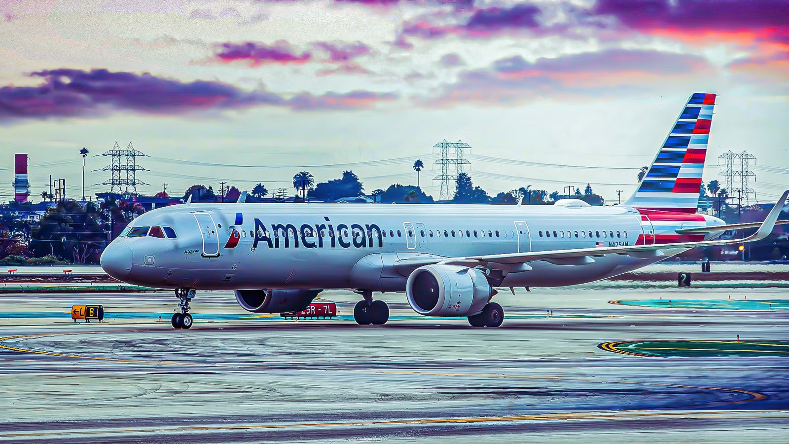 American Airlines Pilot Slams Brakes To Avoid CLT Ops Truck