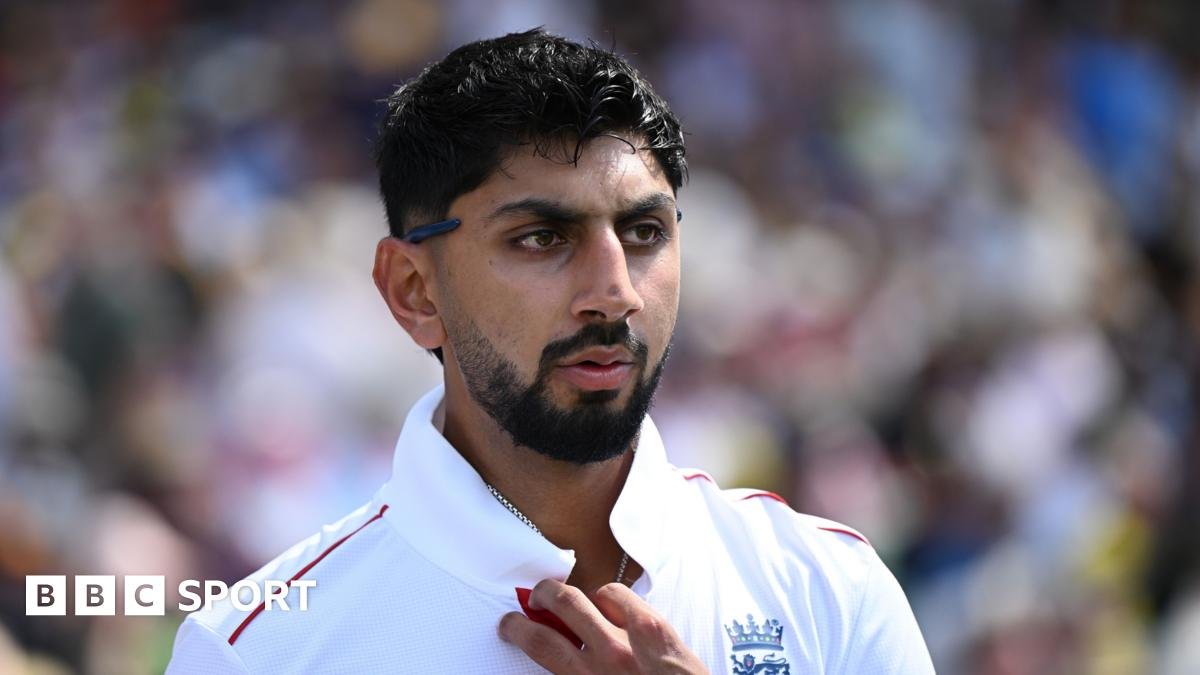 Shoaib Bashir billed a “national treasure” by Derbyshire coach Mickey Arthur