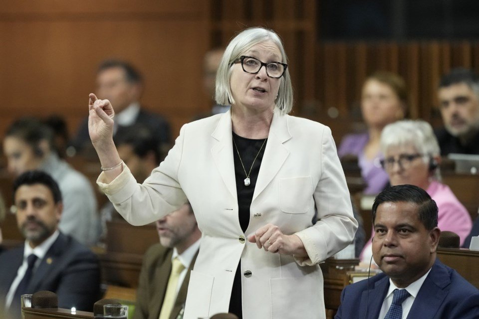 Feds launch consultations on improving employer-employee relations