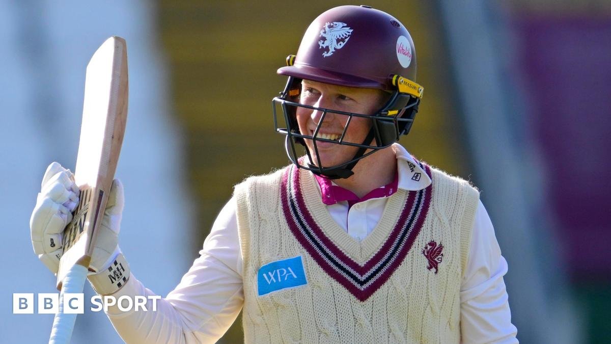 County Championship: James Rew puts Somerset on top against Nottinghamshire