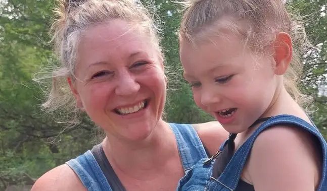 B.C. mother and 7-year-old daughter detained by ICE in Texas have been released