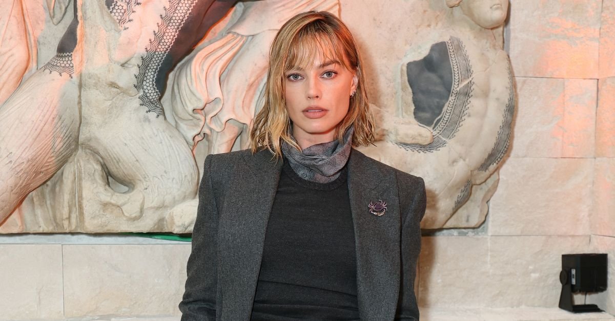 Margot Robbie Swapped Heels For the Chicest Burgundy Flats