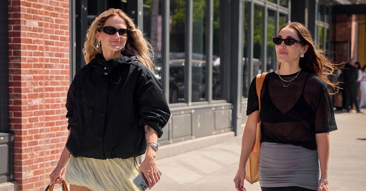 The Two Retailers Fashion Editors Rely On For Spring Basics