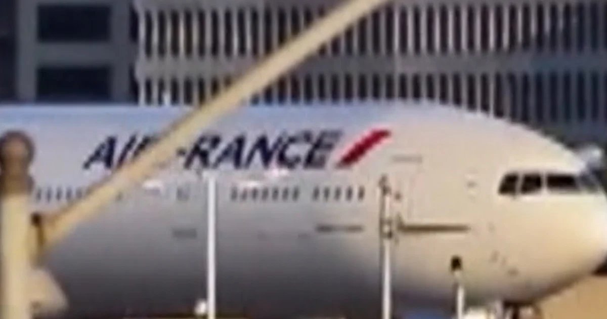 Air France jet forced to abort takeoff at LAX