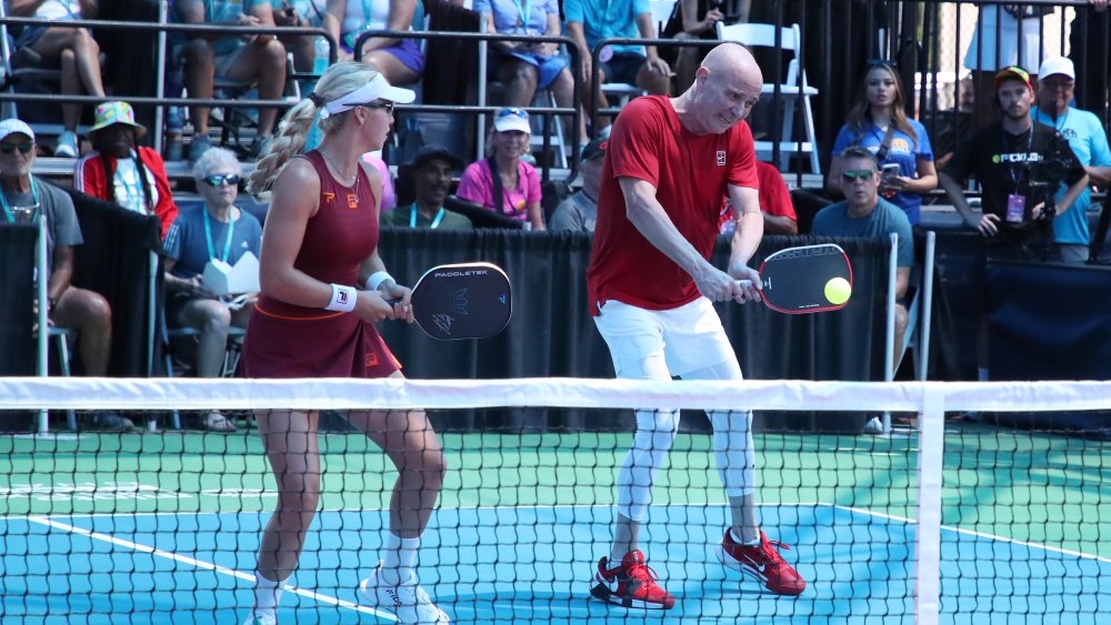 2025 Athletic Footwear Sales Outperform Broader Sporting Goods Market