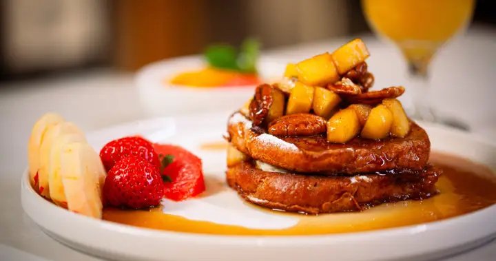 Recipe: Apple and pecan stuffed French Toast with cream cheese filling – BC